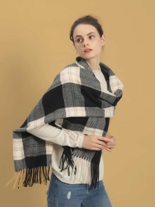 Plaid Fringe Hem Scarf