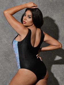 Plus Colorblock Low Back One Piece Swimsuit