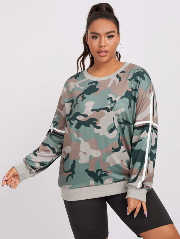 Camo print hotsell sweatshirt womens