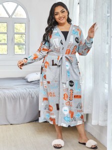 Plus Graphic Print Belted Longline Robe