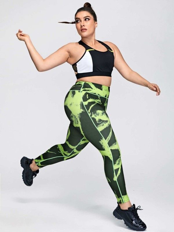 Plus Graphic Print Sports Leggings