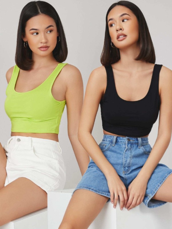 SHEIN BASICS Solid Form Fitted Crop Cami Top