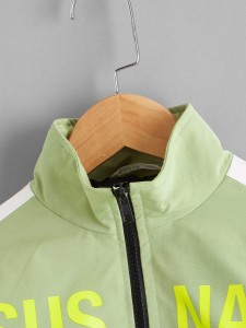 SHEIN Boys Contrast Side Seam Letter Graphic Colorblock Jacket