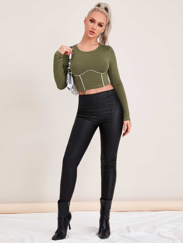 SHEIN Contrast Piping Long Sleeve Crop Top