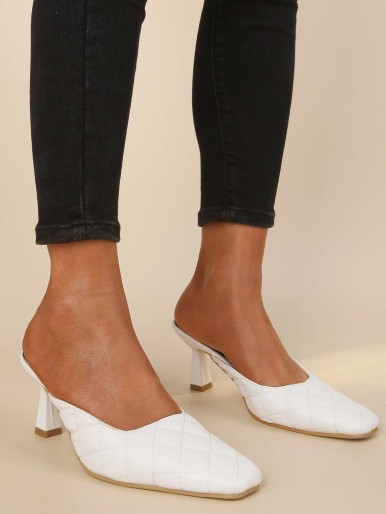 Medium white heel intoxicated from the front