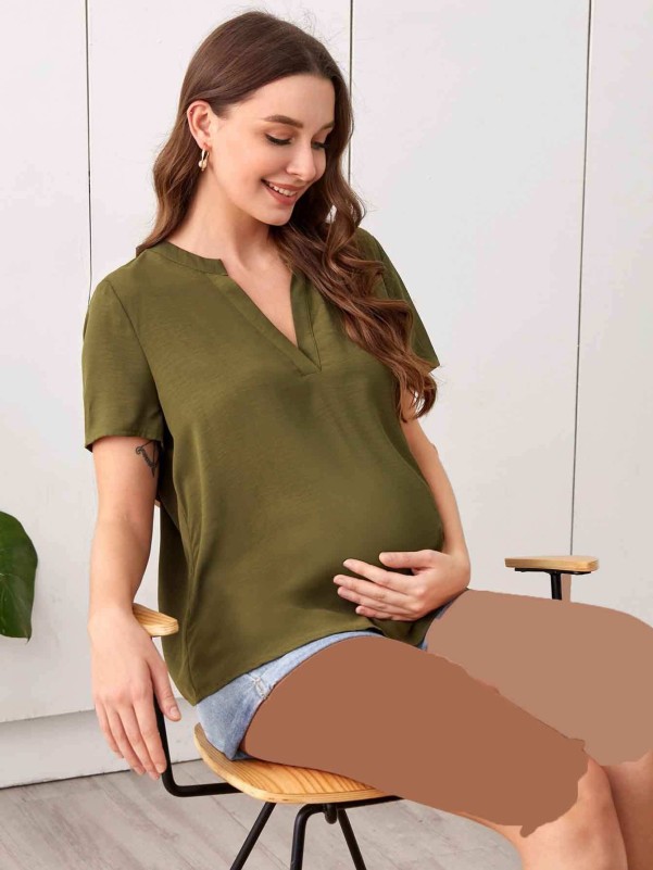 SHEIN Maternity Notch Neck Solid Top