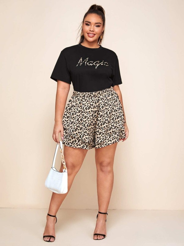 SHEIN Plus Letter Graphic Top & Ruffle Trim Leopard Shorts Set