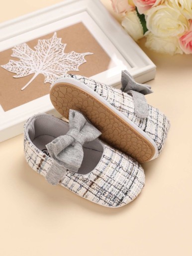 Baby Girl Bow Decor Flats