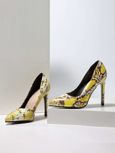 Snakeskin Print Stiletto Heeled Court Pumps