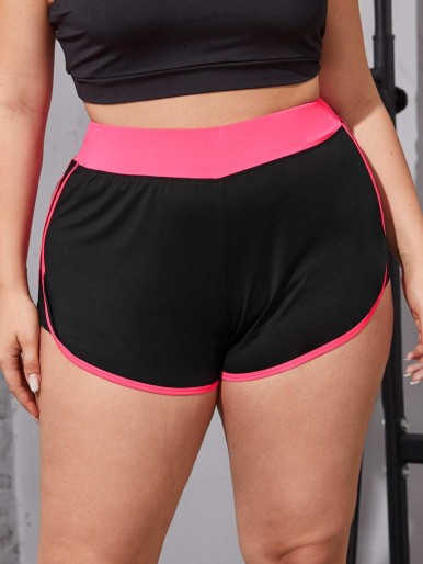 Plus size contrast stripe sport shorts