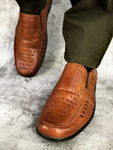 Men's shoes, black sole