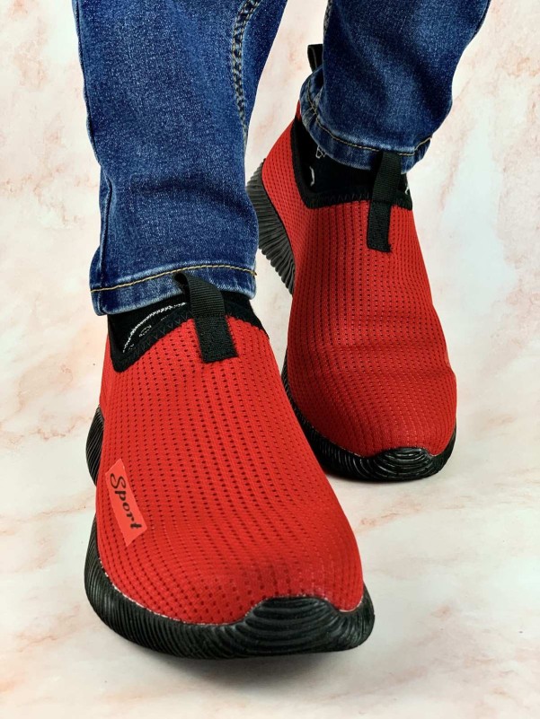 Men's red sports shoes with rubber sole