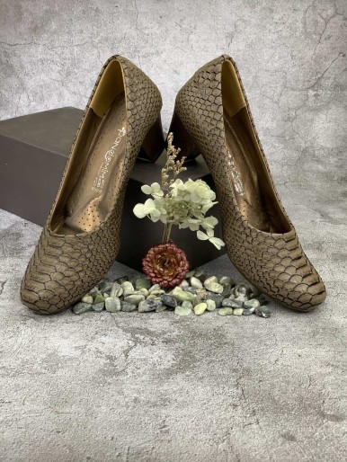 Comfortable brown snakeskin leather high heel medical shoes for women