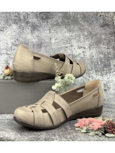 Light brown comfortable women's open shoes with leather straps, medical medium heel