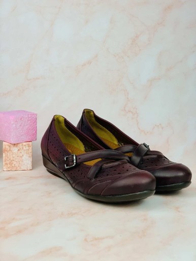 Comfortable burgundy and black leather women's shoes with medical low heels