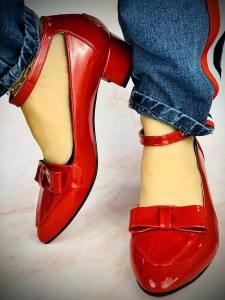 Women's comfortable red medium heel medical shoes