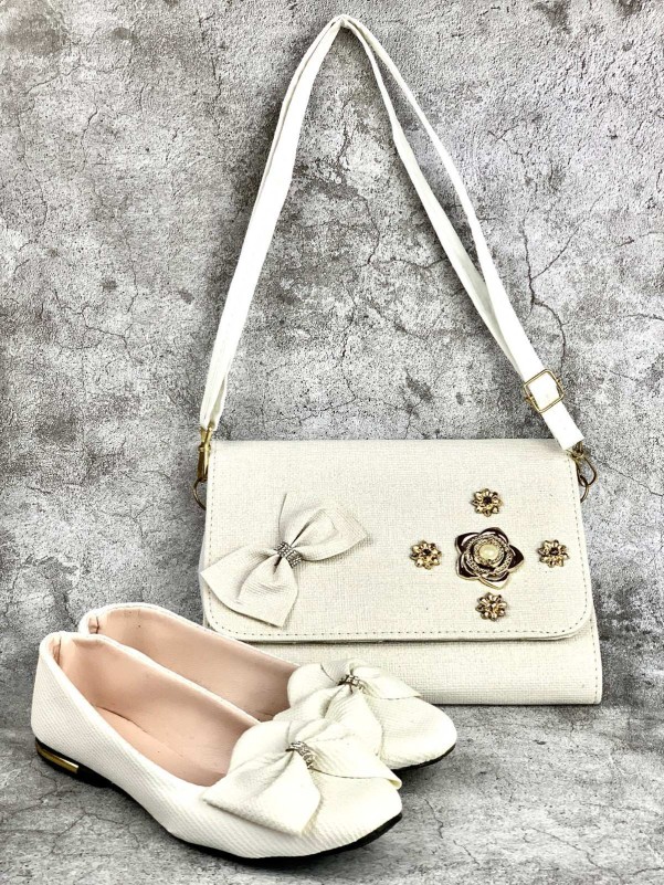 White discount purse online