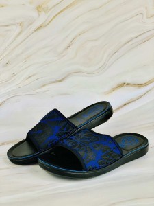 Men's black and blue slippers