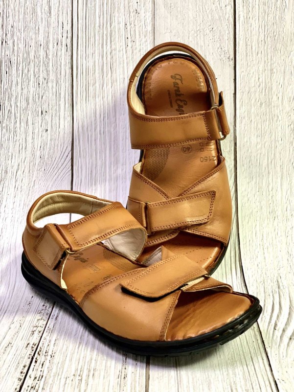 Light brown leather open slippers