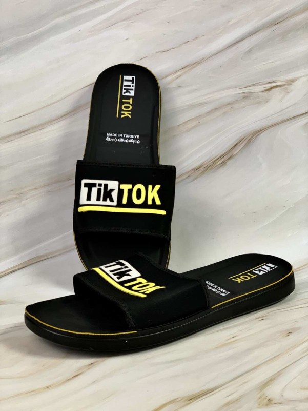 Men's yellow tik tok slippers