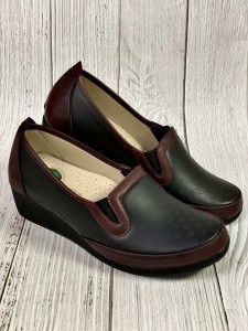 Black and burgundy medical shoes