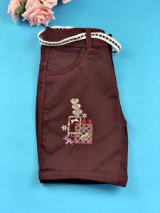 Girls burgundy jeans shorts with stars