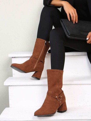 Ring Linked Chunky Heeled Boots