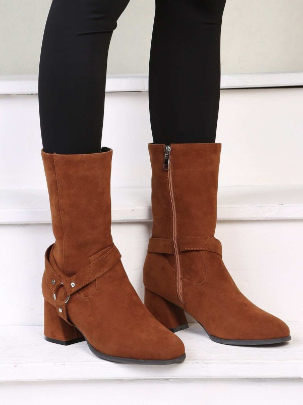 Ring Linked Chunky Heeled Boots