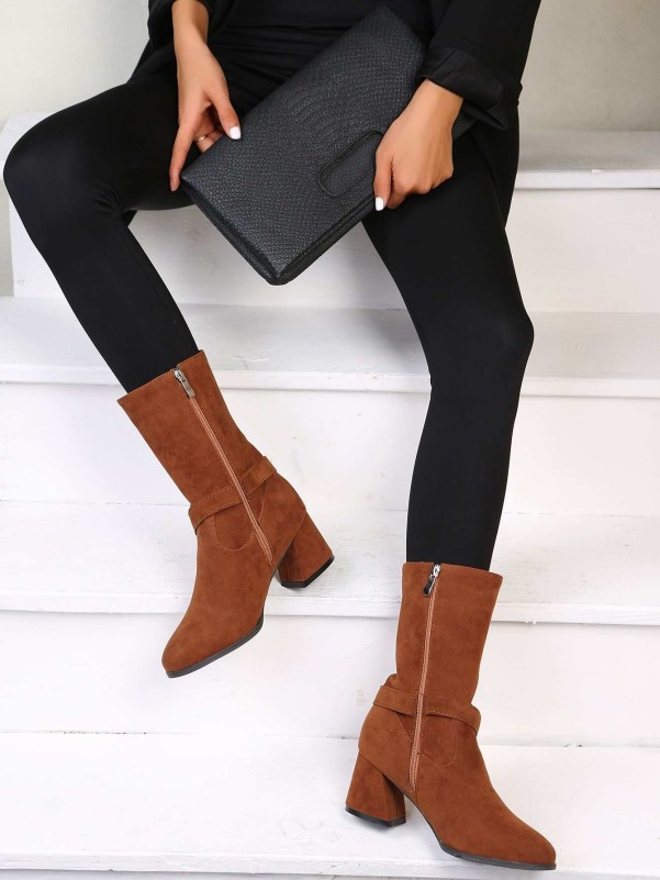 Ring Linked Chunky Heeled Boots