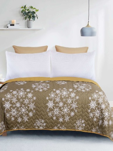 Snowflake Print Quilted Bedspread