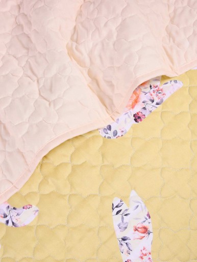 Easter Rabbit Pattern Quilted Bedspread