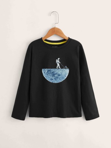 Boys T-shirt planet with astronaut print