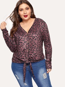 Plus Knot Hem Buttoned Leopard Tee