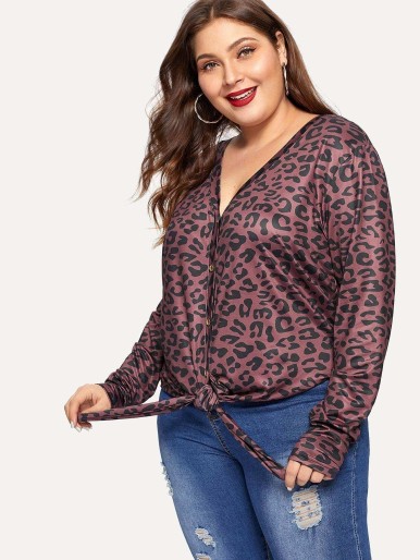 Plus Knot Hem Buttoned Leopard Tee