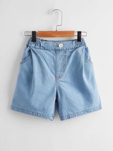 Denim shorts with pockets