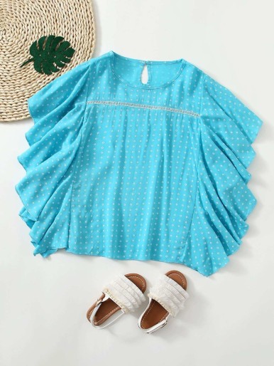 Girl's blouse with ruffles