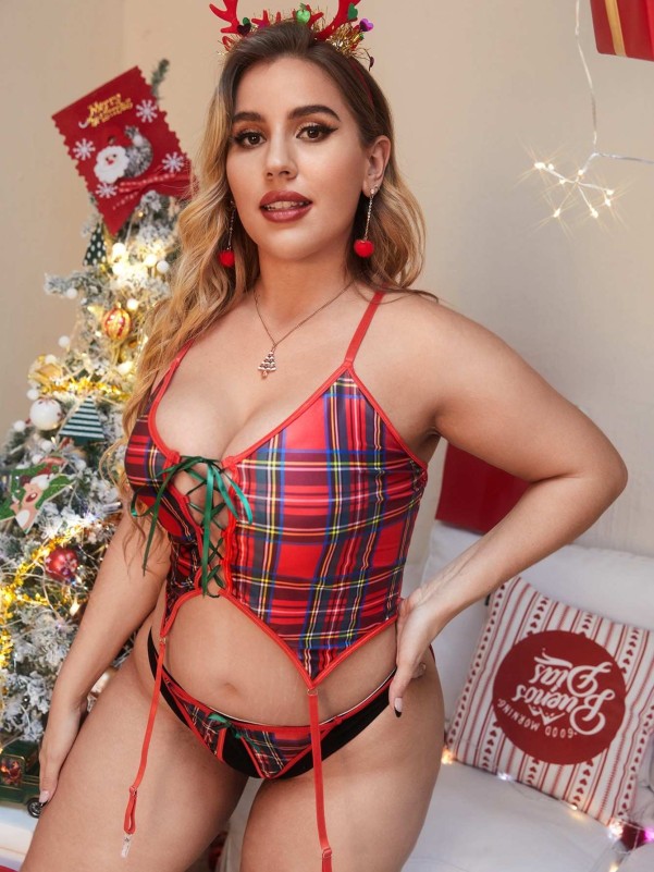 Plus Tartan Zipper Crotchless Garter Lingerie Set مجموعة