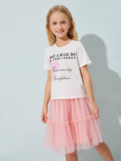 SHEIN Girls Slogan & Heart Graphic Tee & Ruffle Hem Mesh Skirt Set