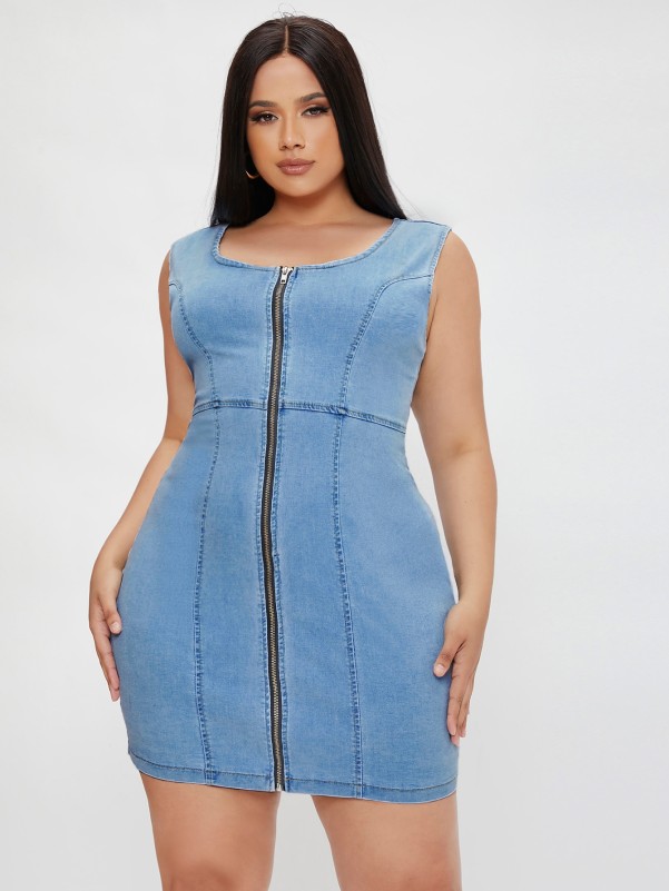 Plus Zip Up Scoop Neck Denim Dress