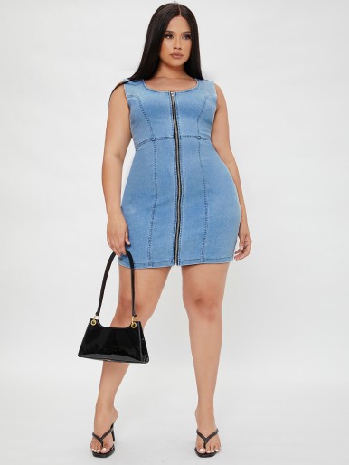 Plus Zip Up Scoop Neck Denim Dress