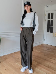 DAZY Slant Pocket Fold Pleated Tailored Pants