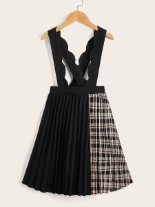 SHEIN Girls Plaid Pleated Hem Scallop Trim Pinafore Skirt