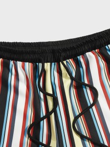 ROMWE Guys Striped Drawstring Shorts