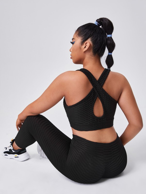 Plus Crisscross Textured Sports Bra