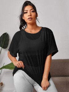 Plus Eyelet Sports Top Without Bra