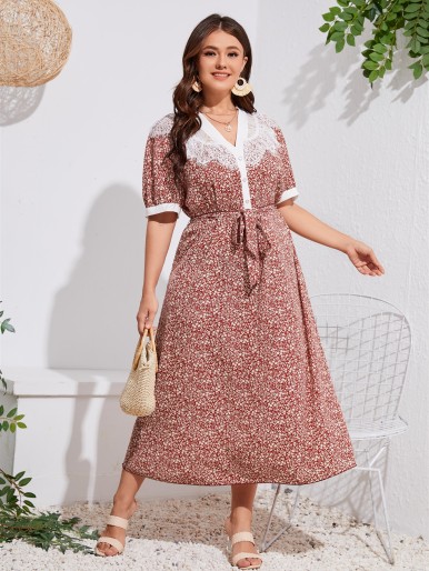 Plus Ditsy Floral Contrast Lace Belted Dress