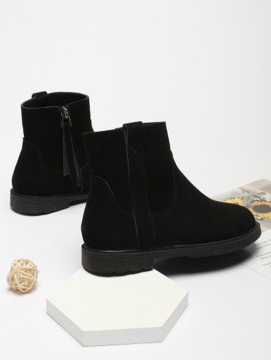 Black velvet women's boots