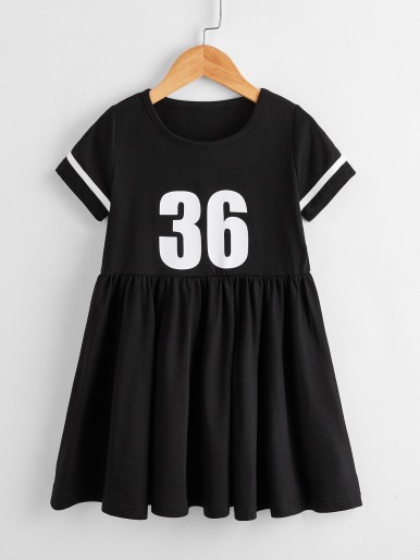Girl's dress number 36