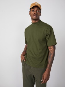 Men Cotton Mock Neck Solid Tee