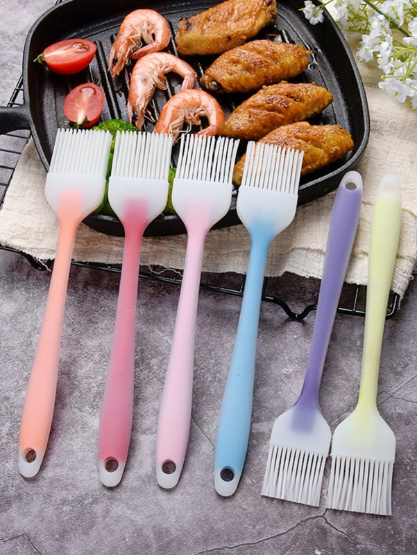 1pc Random Color Silicone Oil Brush